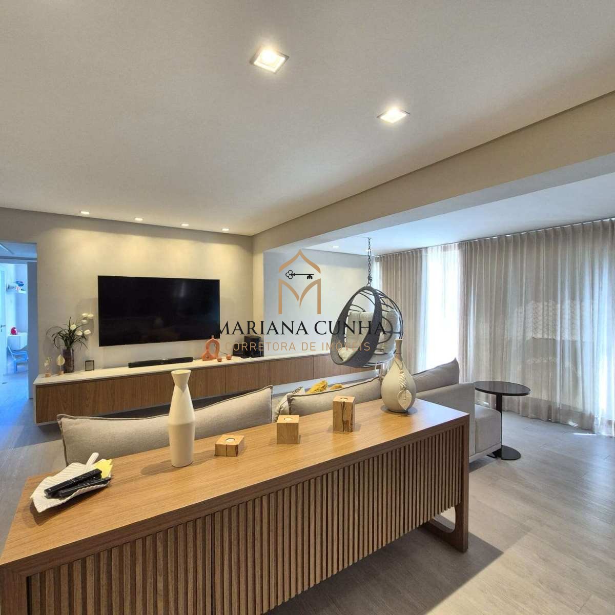  - Apartamento à venda, com 3 quartos, 134m²