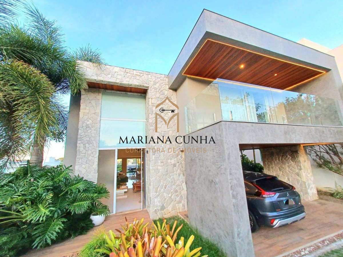 Casa de condomínio à venda com 5 quartos, 642m² - ,