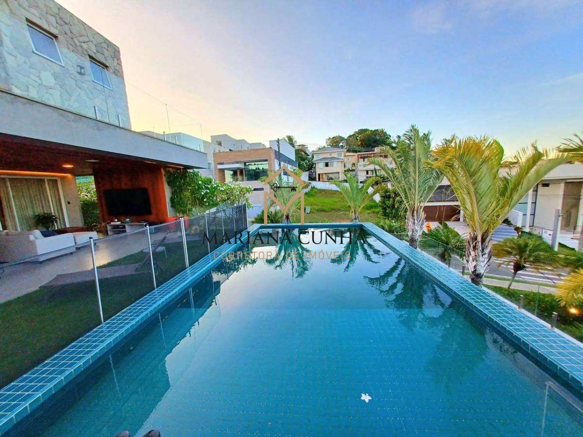  - Casa de condomínio à venda, com 5 quartos, 642m²