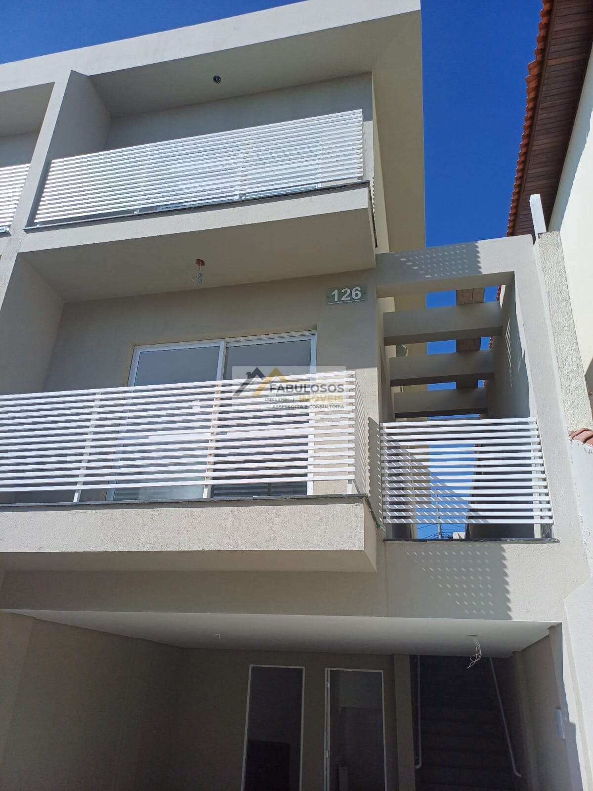 Sobrado à venda com 3 quartos, 158m² - Foto 1