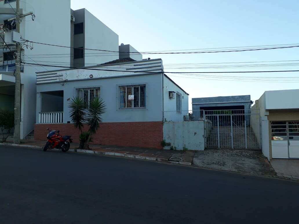 Casa à venda com 2 quartos - Centro,São Francisco de Assis