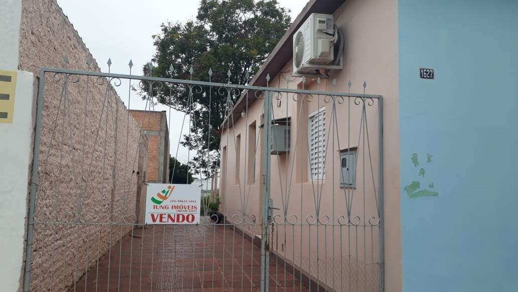 - Casa em São Francisco de Assis, Centro, com 3 quartos, 105m²