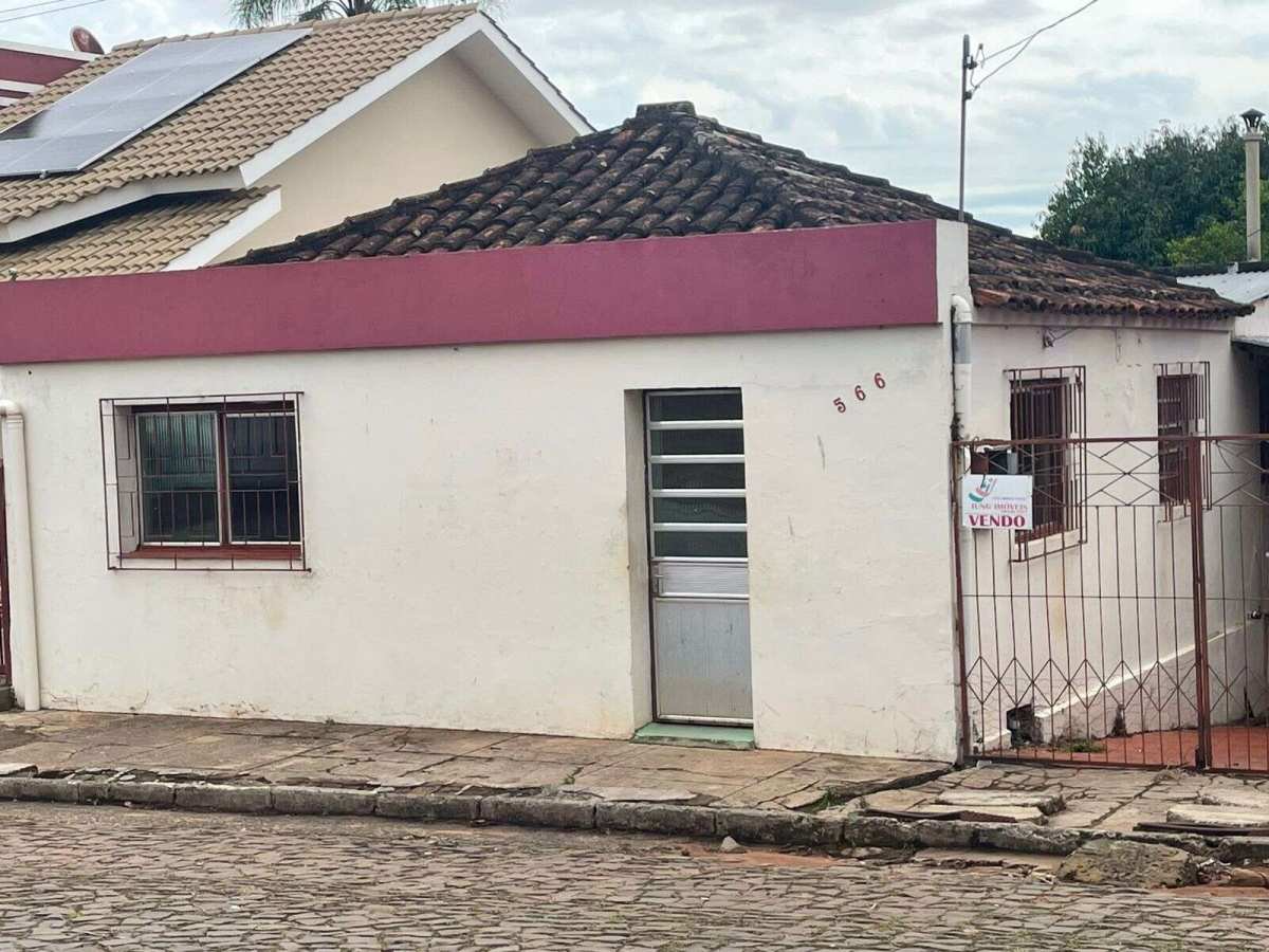 Casa à venda com 4 quartos - Centro,São Francisco de Assis