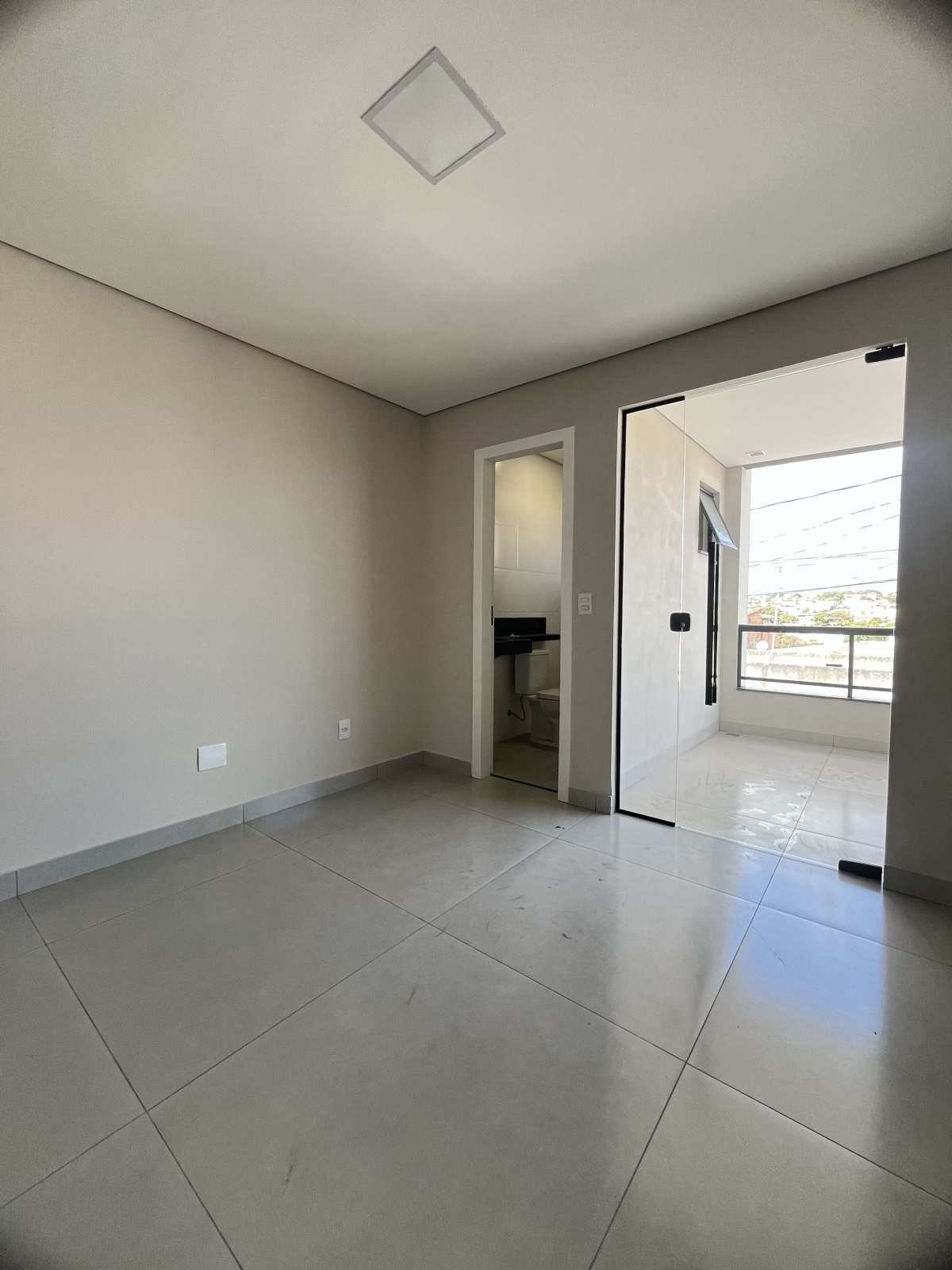 Casa geminada à venda com 3 quartos - Alterosa,Betim