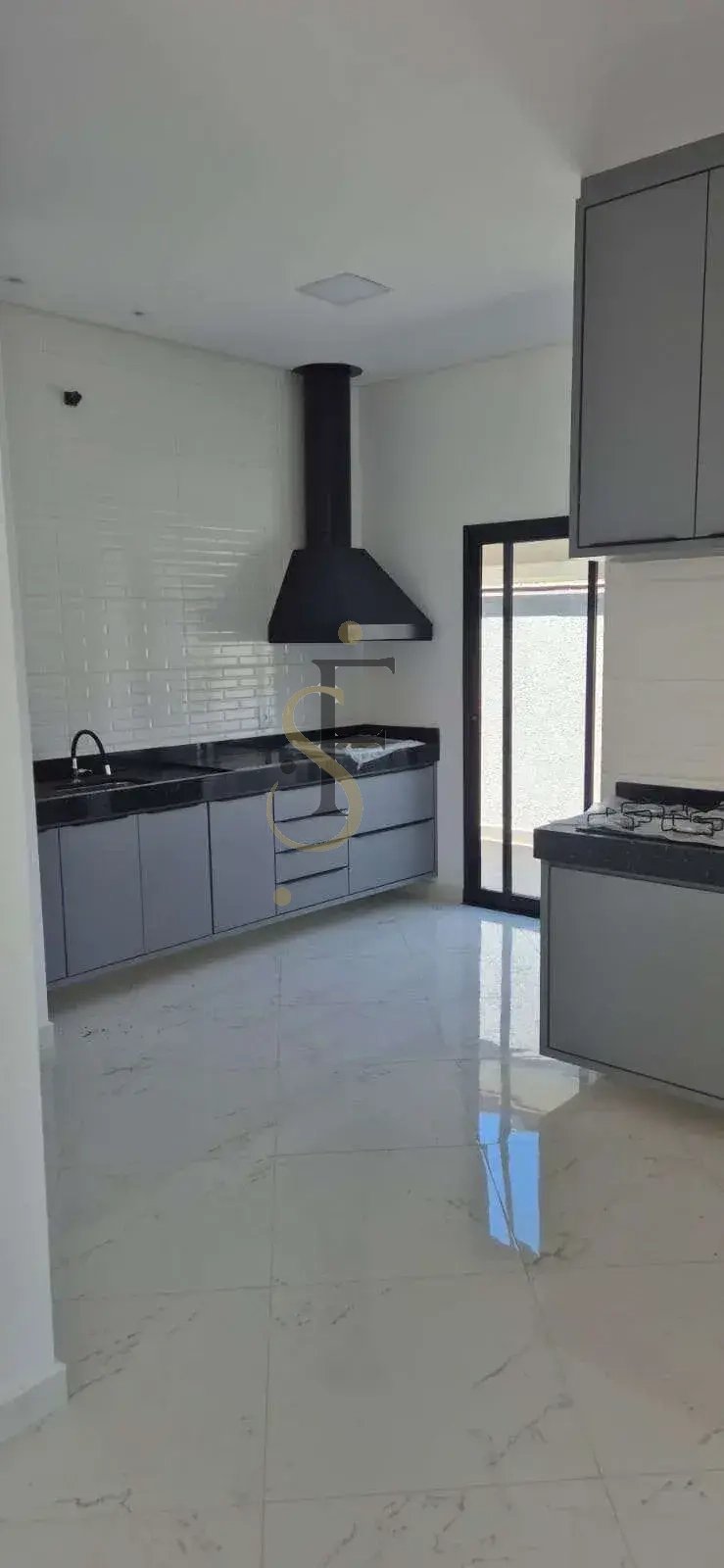  - Casa aconchegante em condomínio – conforto e lazer em um só lugar! Reserva do Vale