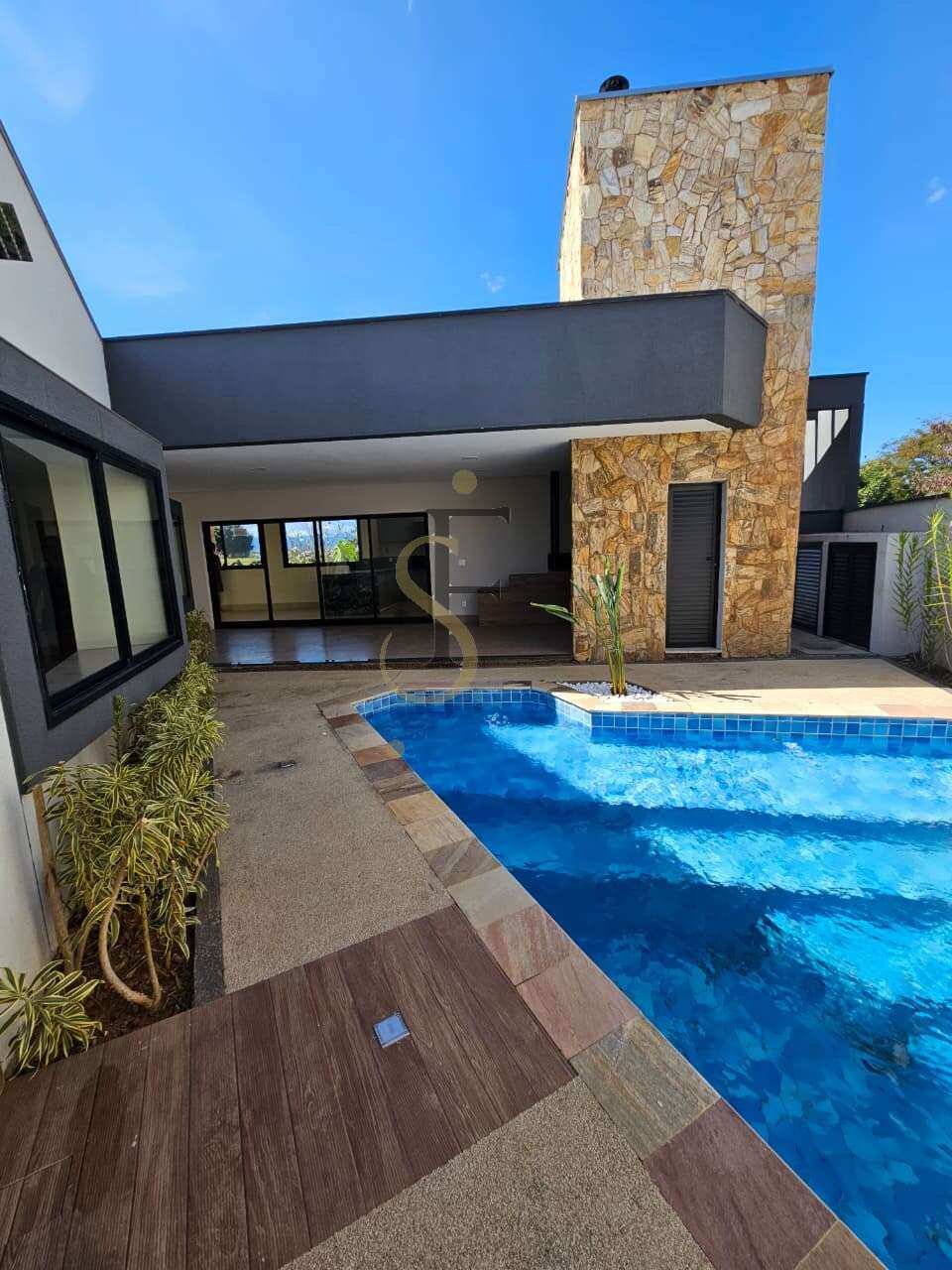 Casa de condomínio à venda com 4 quartos, 200m² - Condomínio Terras do Vale,Caçapava