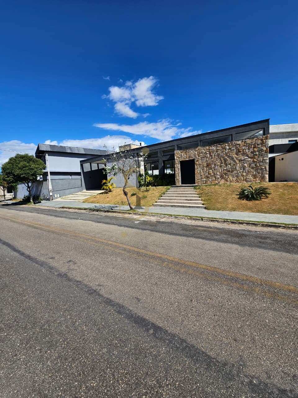 Casa de condomínio à venda com 4 quartos, 200m² - Condomínio Terras do Vale,Caçapava