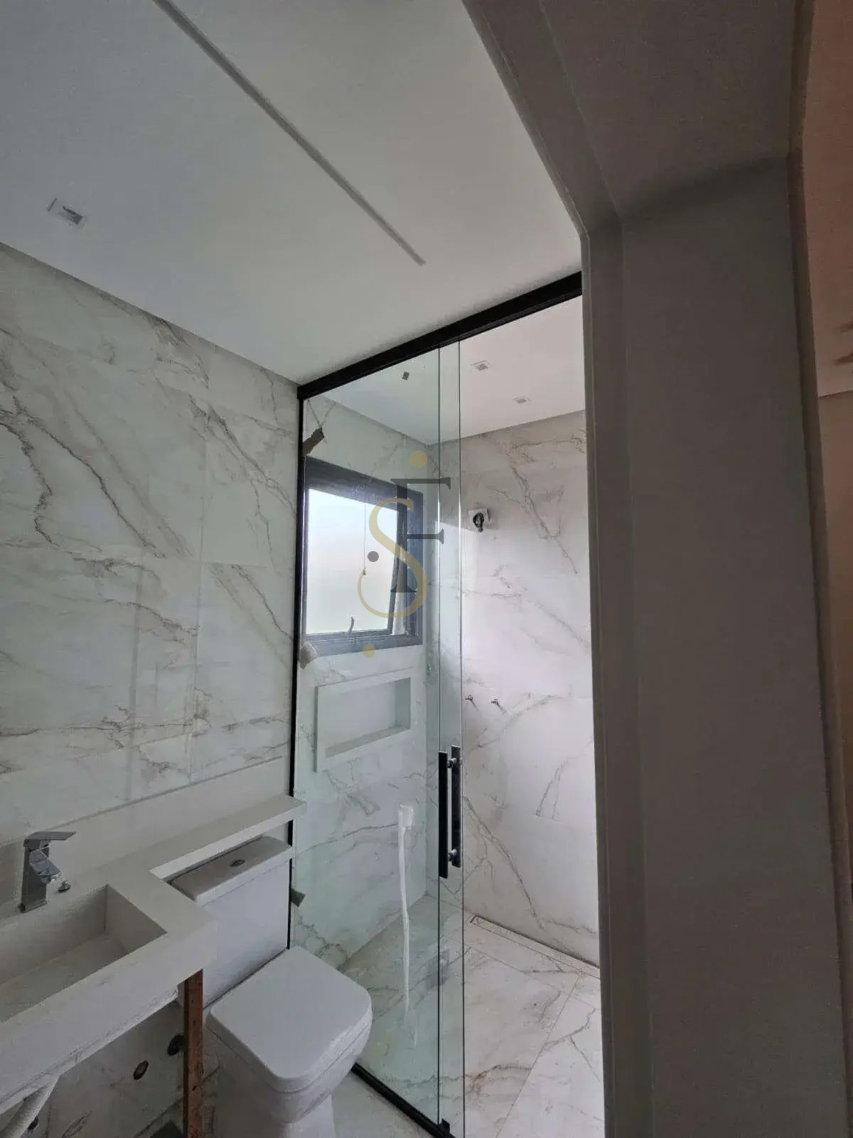 Casa de condomínio à venda com 3 quartos, 208m² - Terras do Vale,Caçapava