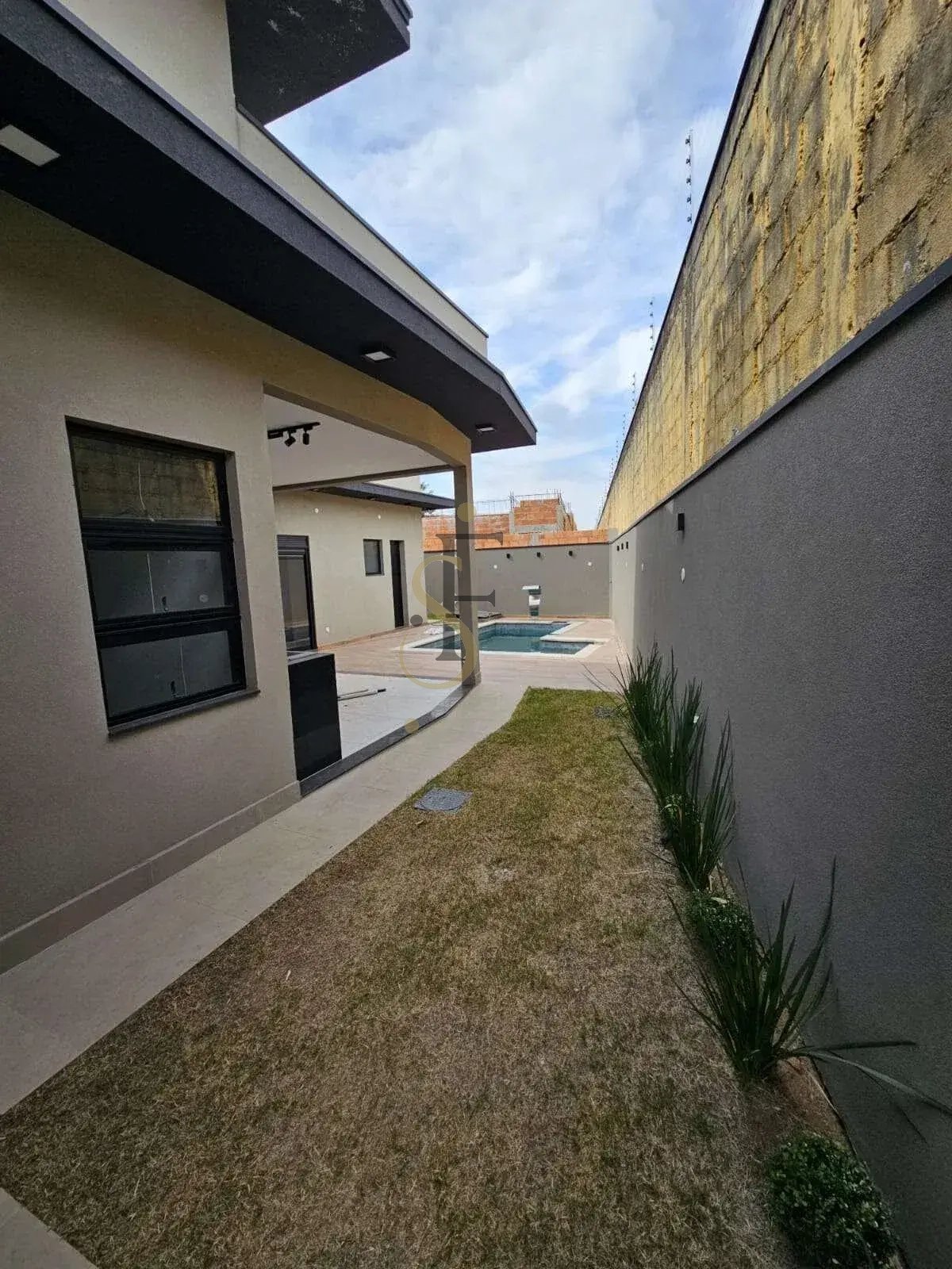 Casa de condomínio à venda com 3 quartos, 208m² - Terras do Vale,Caçapava