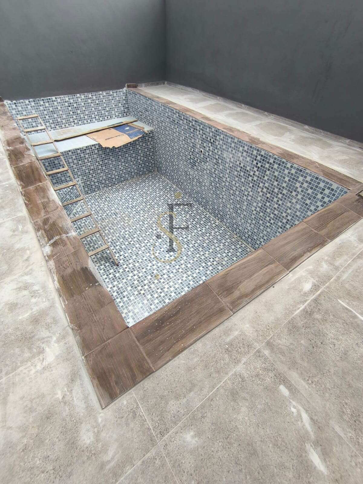  - Sobrado à venda em São José dos Campos, Jardim Mariana II, com 3 quartos, 120m²