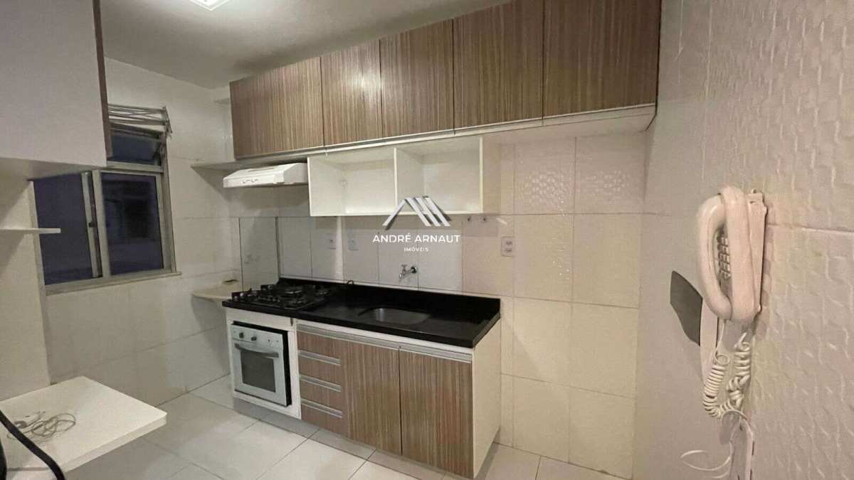 Apartamento à venda com 2 quartos, 58m² - Foto 11