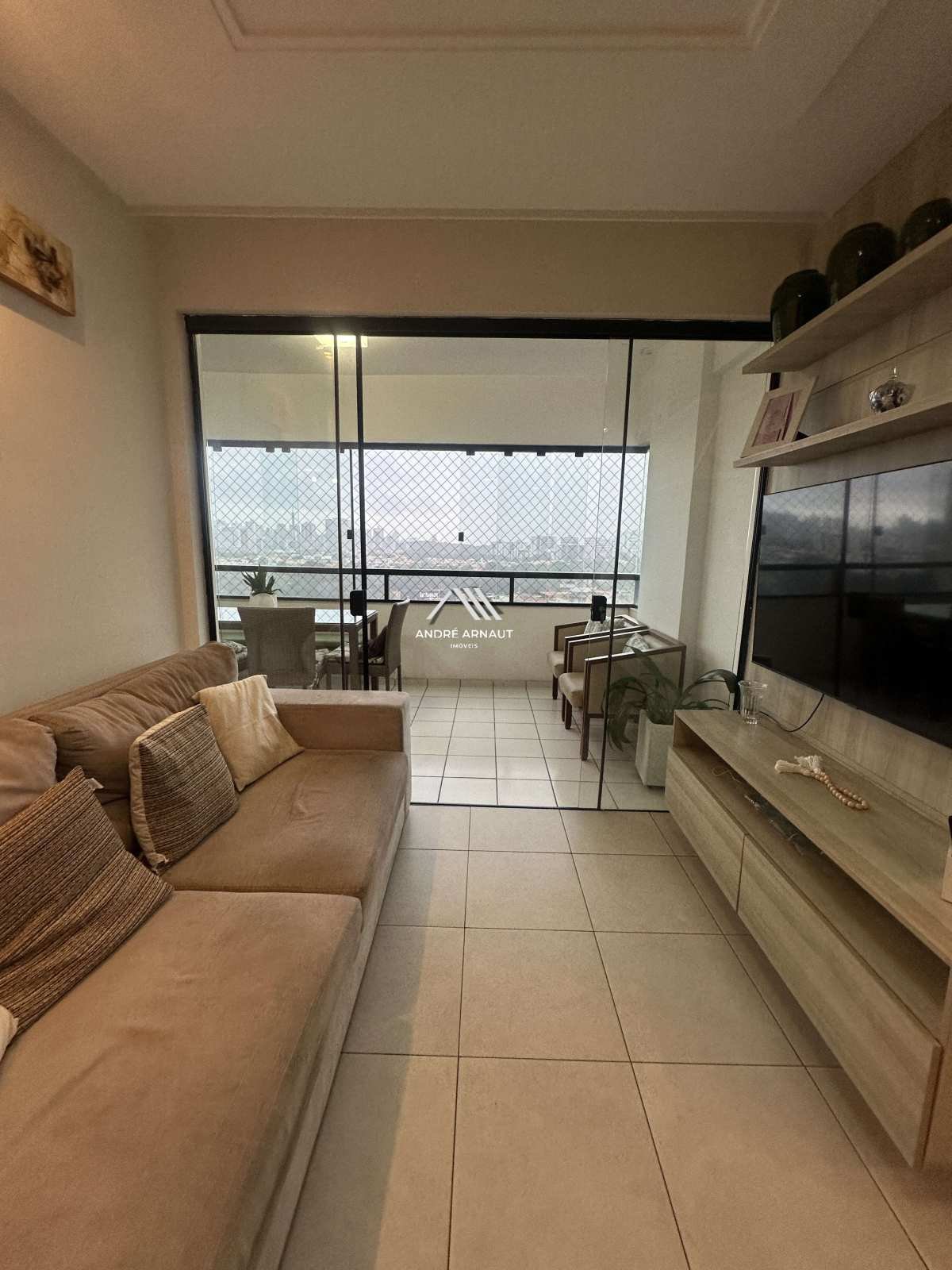 Apartamento à venda com 3 quartos, 83m² - Brotas,Salvador