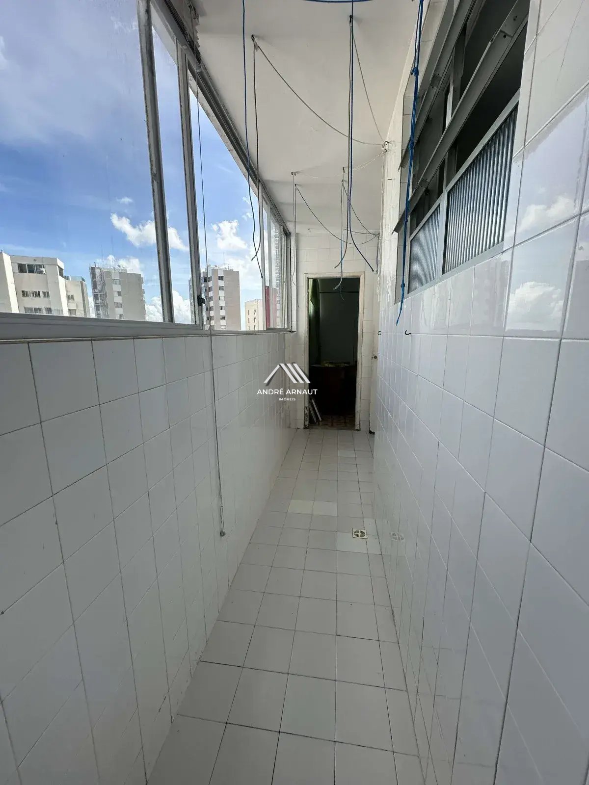 Apartamento para alugar com 3 quartos, 144m² - Foto 16