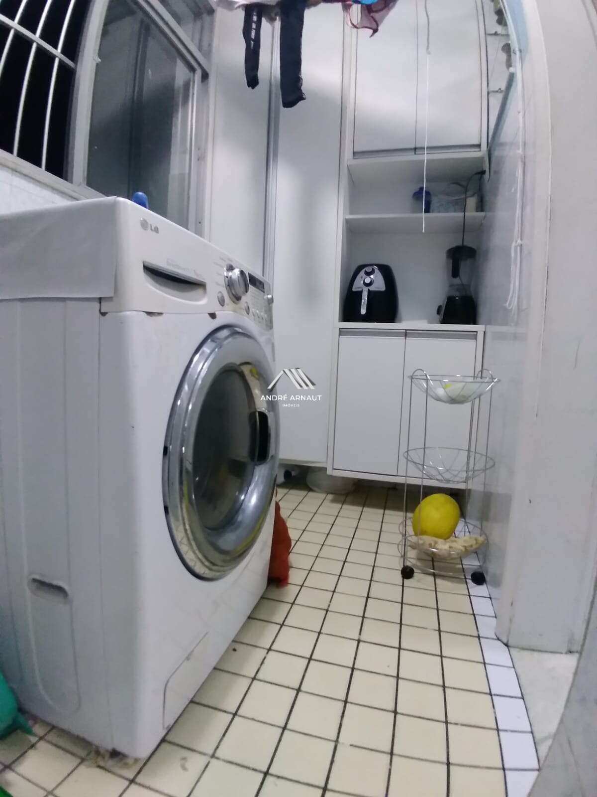 Apartamento à venda com 3 quartos, 96m² - Foto 13