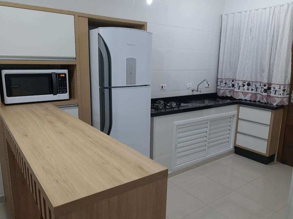 Casa à venda em Guaratuba, Balneário Coroados, com 3 quartos, 180m² - Mauro Alexandre Imóveis