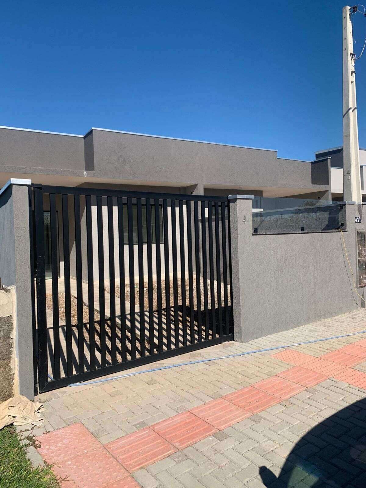 Casa à venda em Guaratuba, Balneário Coroados, com 3 quartos, 60m²
