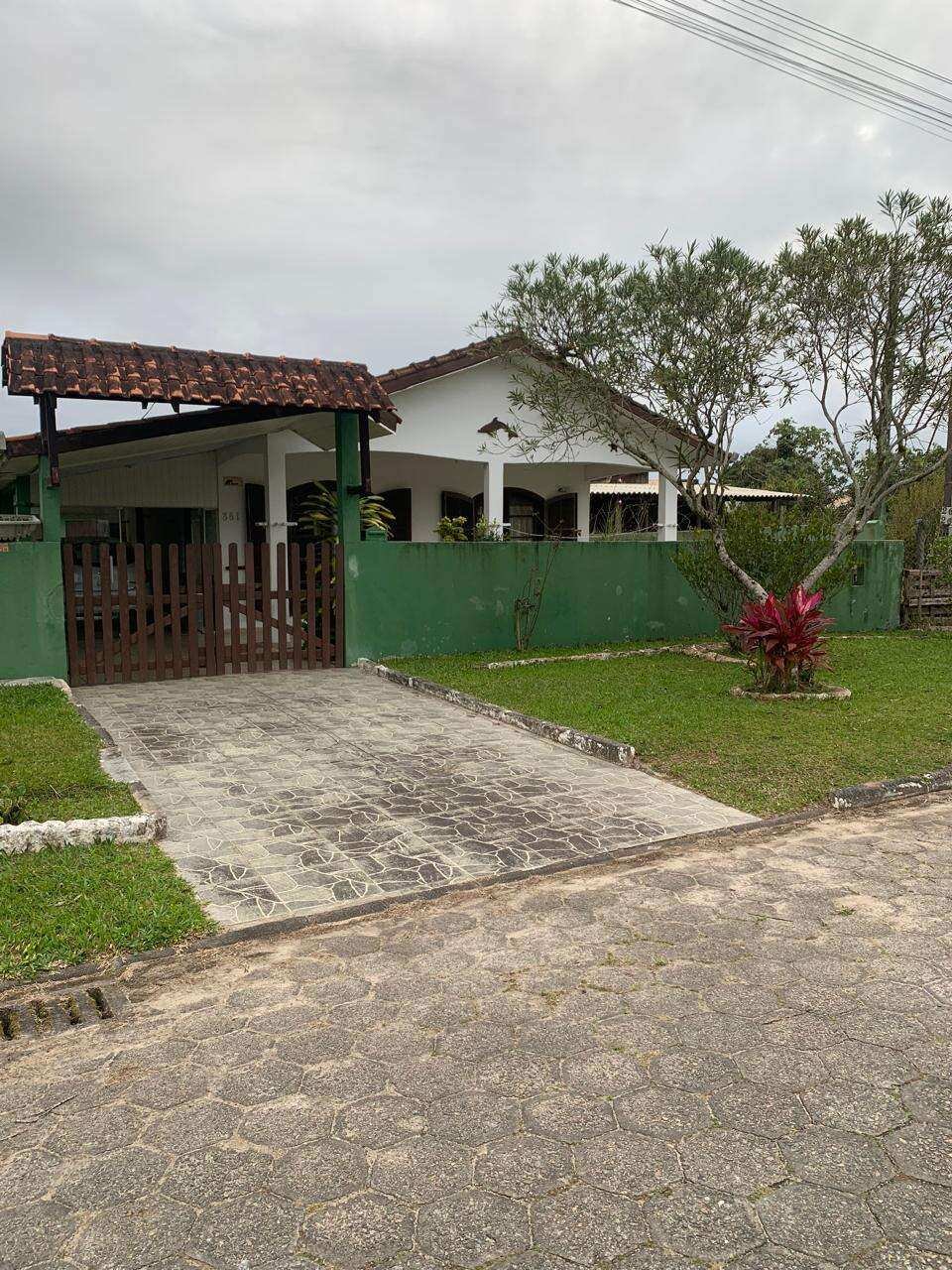 Casa à venda em Guaratuba, Balneário Coroados, com 3 quartos, 720m² - Mauro Alexandre Imóveis