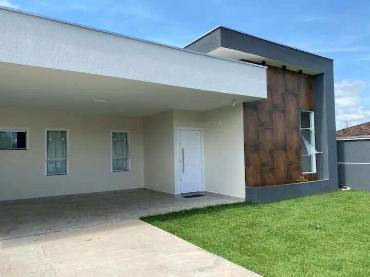 Casa à venda em Guaratuba, Balneário Coroados, com 3 quartos, 142m² - Mauro Alexandre Imóveis