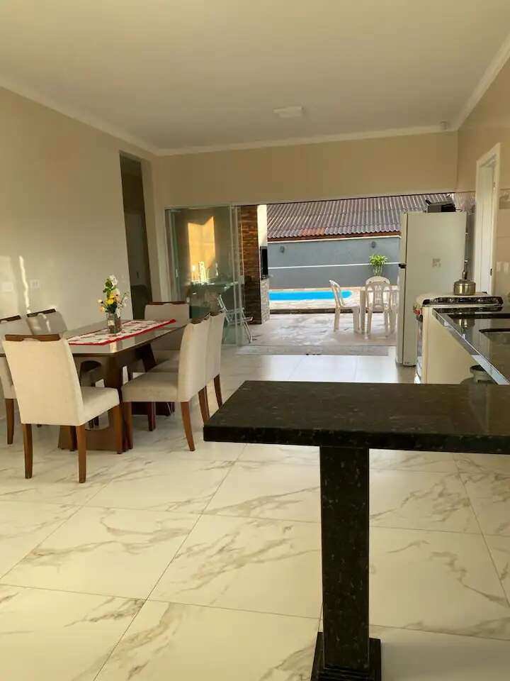 Casa à venda em Guaratuba, Balneário Coroados, com 3 quartos, 142m² - Mauro Alexandre Imóveis