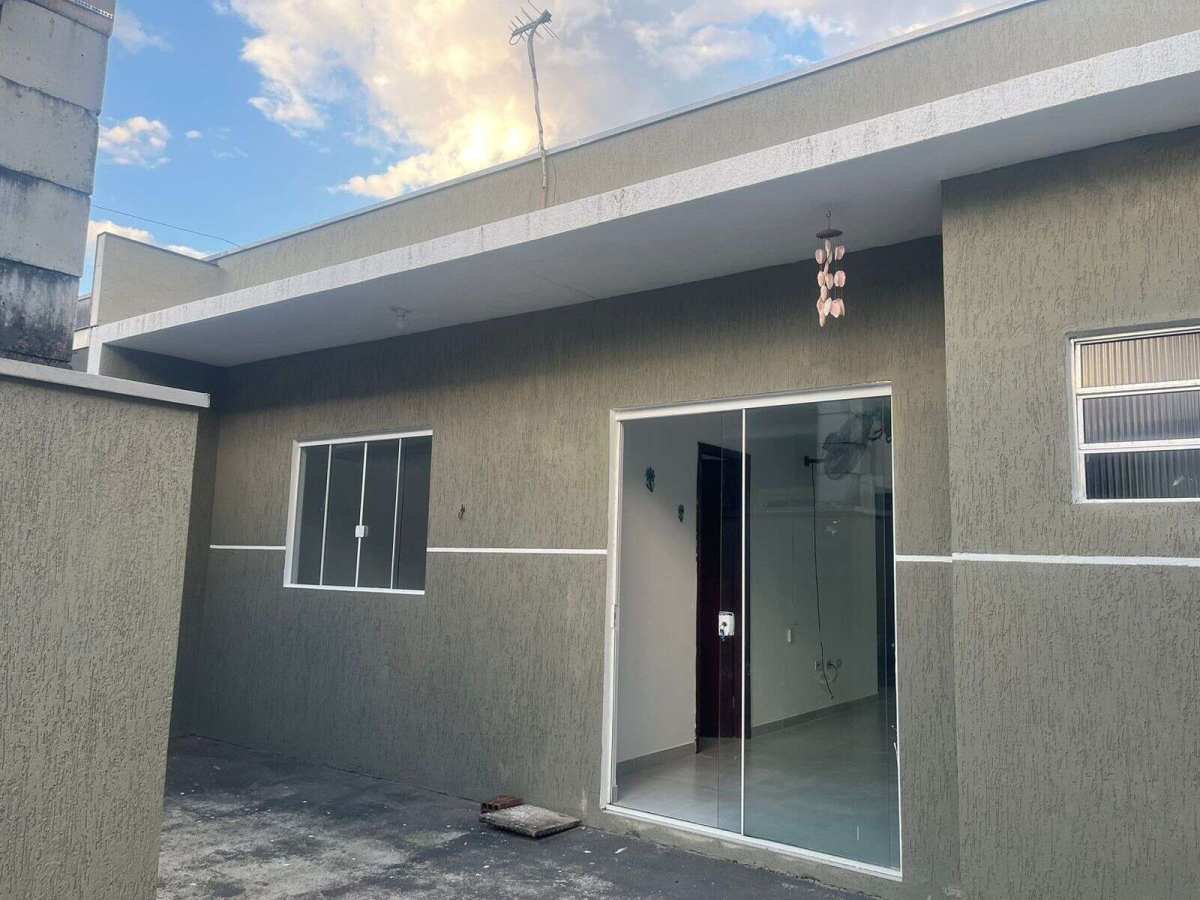 Casa  à Venda em Guaratuba/PR - Mauro Alexandre Imóveis