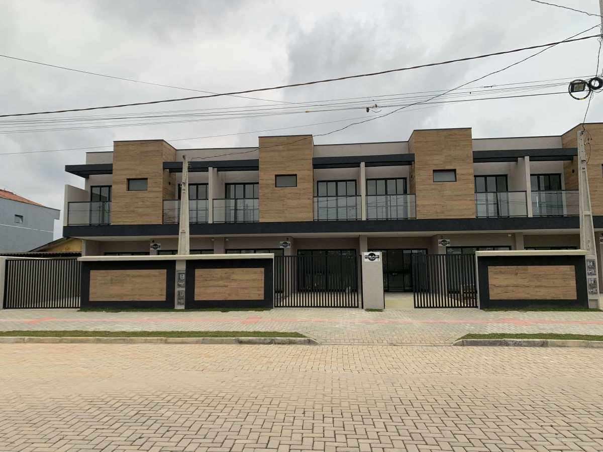 Sobrado Novo à Venda – Guaratuba/PR - Mauro Alexandre Imóveis