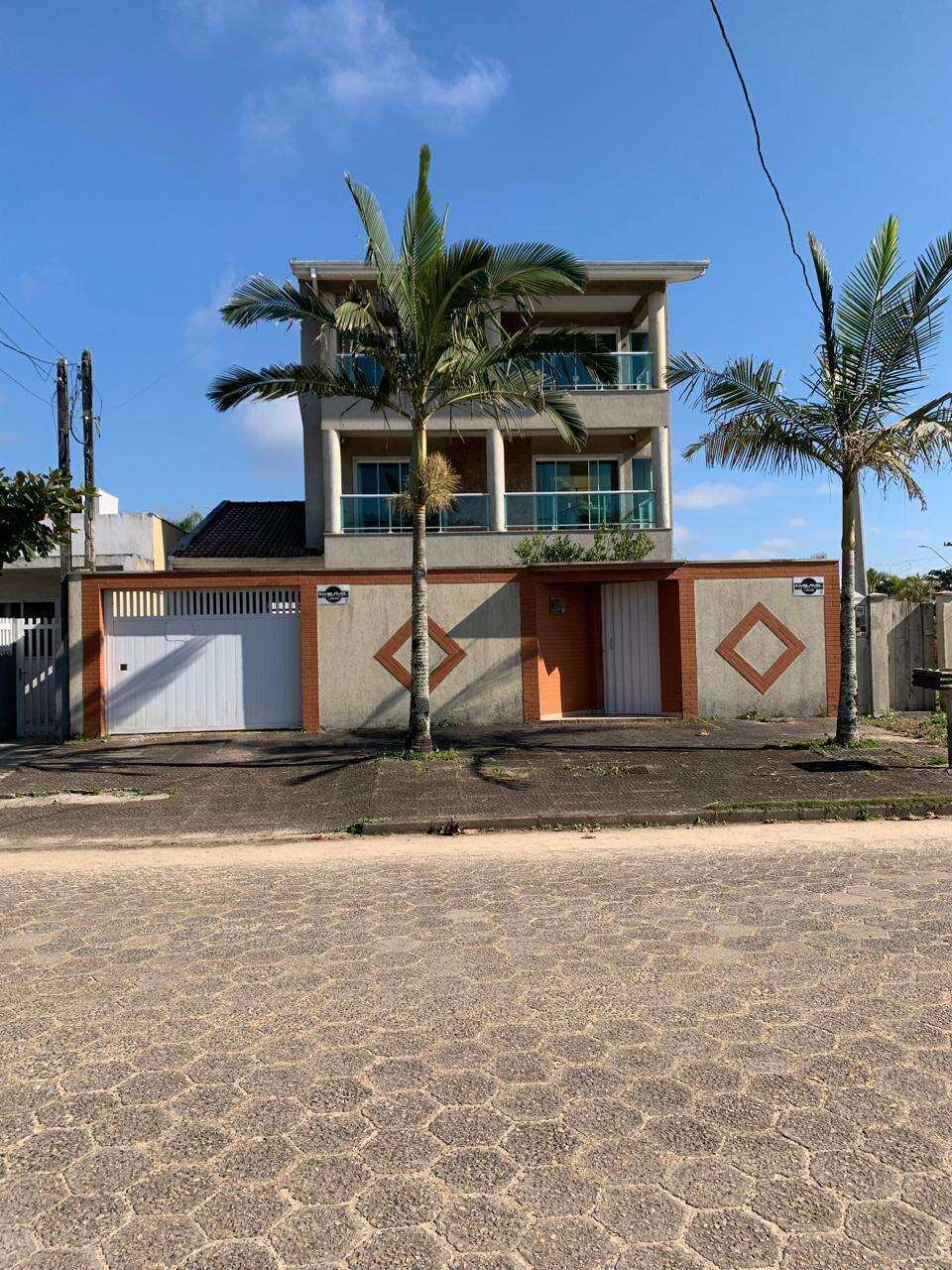 Triplex com Vista para o Mar –Guaratuba/PR - Mauro Alexandre Imóveis