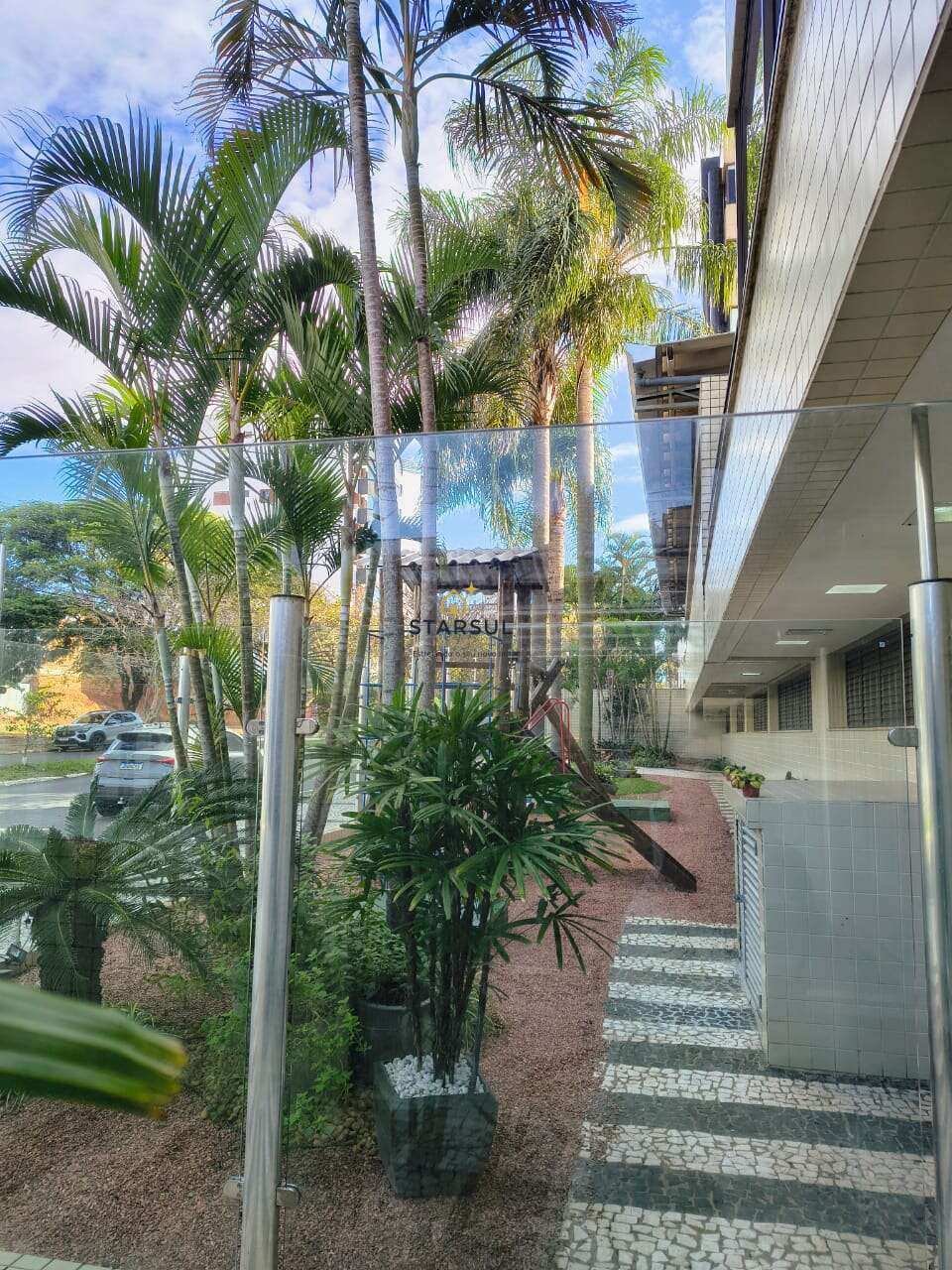 Apartamento à venda com 3 quartos, 143m² - ,