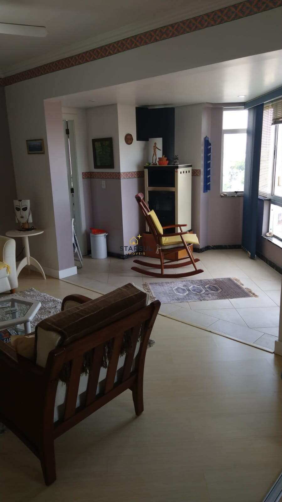  - Apartamento à venda, com 3 quartos, 107,15m²