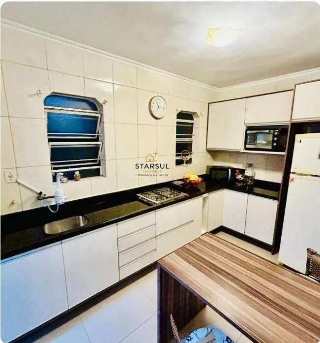  - Apartamento à venda em Canoas, Centro, com 2 quartos, 70,00m²