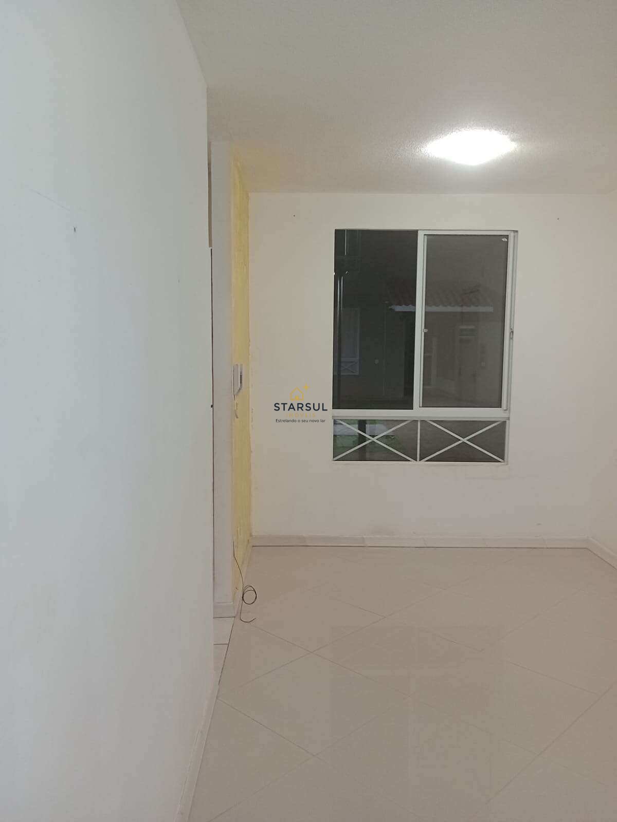  - Apartamento à venda em Canoas, Fátima, com 2 quartos, 47m²