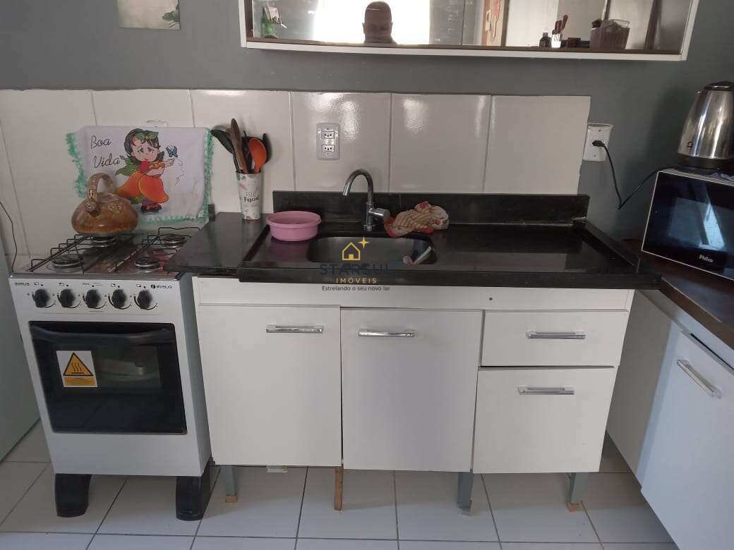  - Apartamento à venda em Canoas, Fátima, com 2 quartos, 47m²