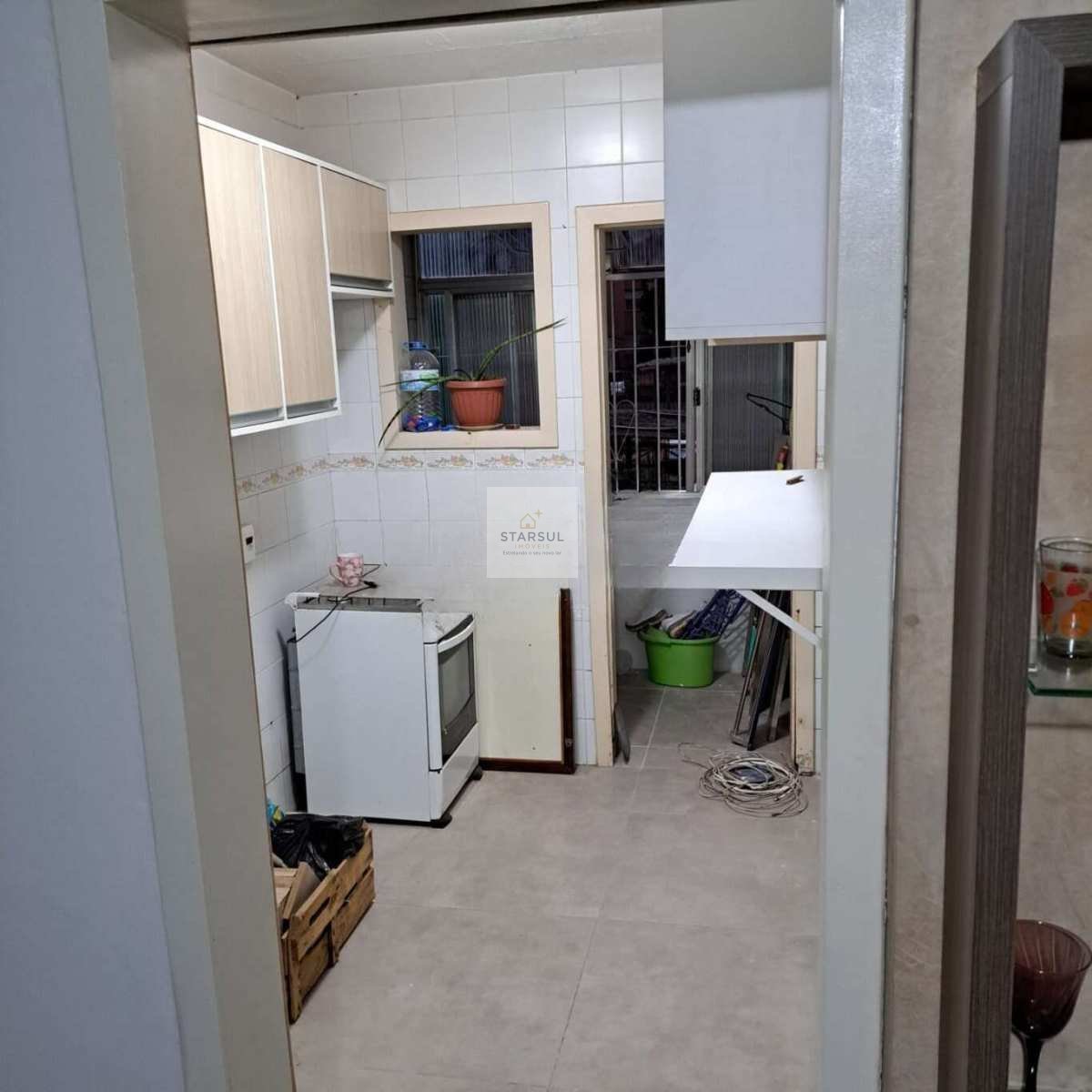 - Apartamento à venda em Porto Alegre, Humaitá, com 1 quarto, 41,00m²