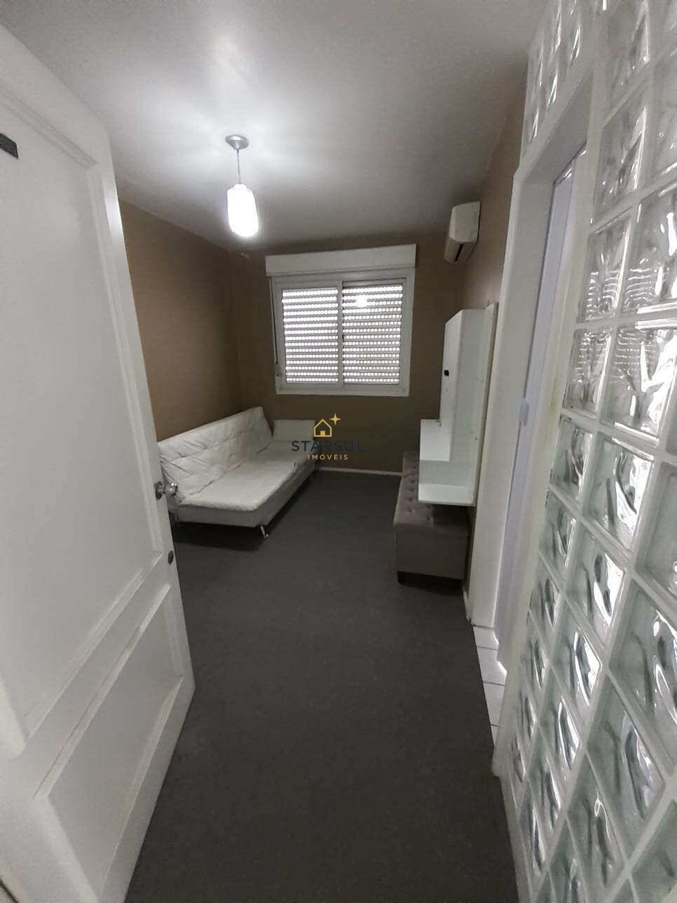  - Apartamento à venda em Porto Alegre, Humaitá, com 1 quarto, 39m²