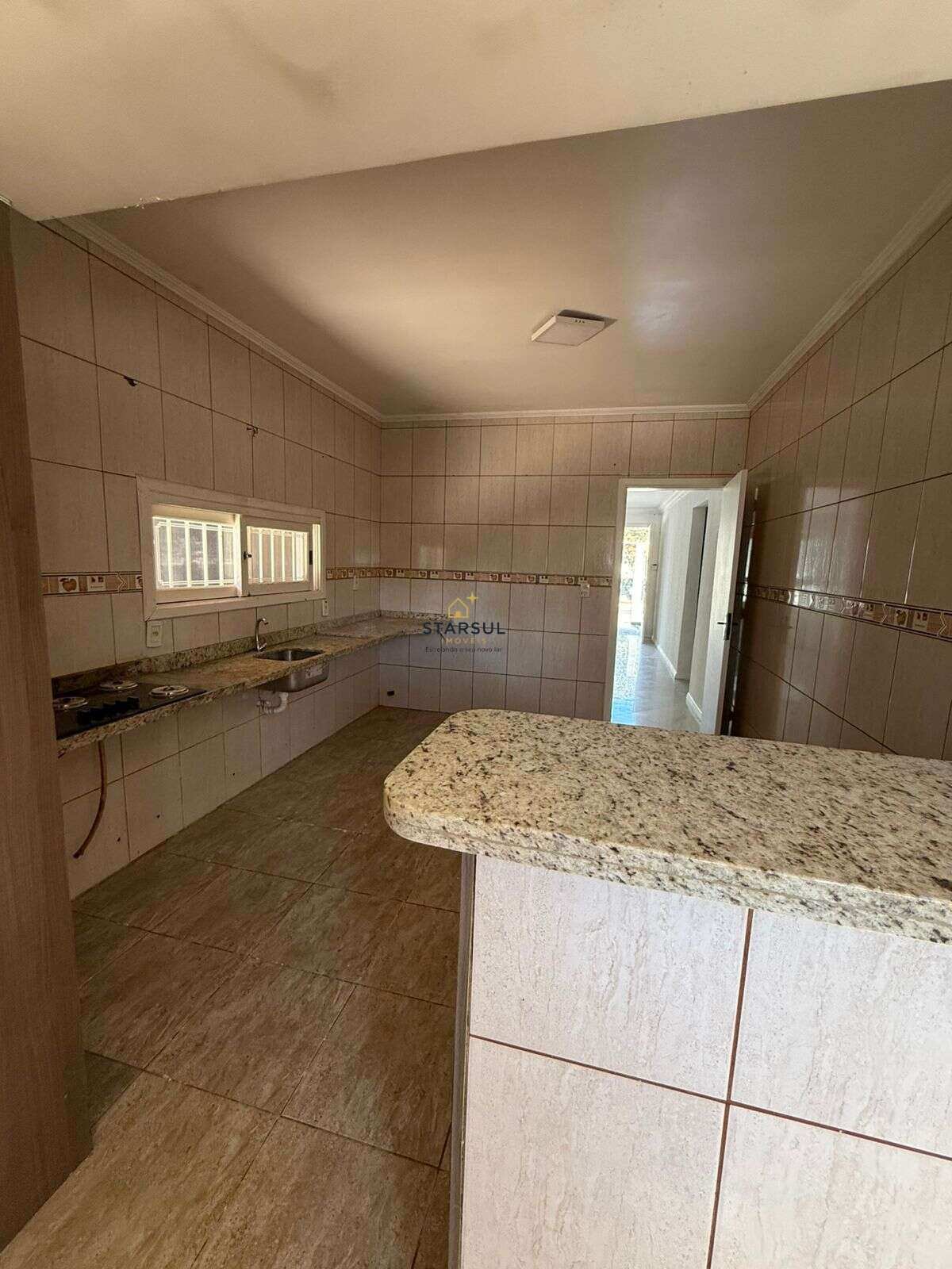  - Casa à venda, com 3 quartos, 115m²