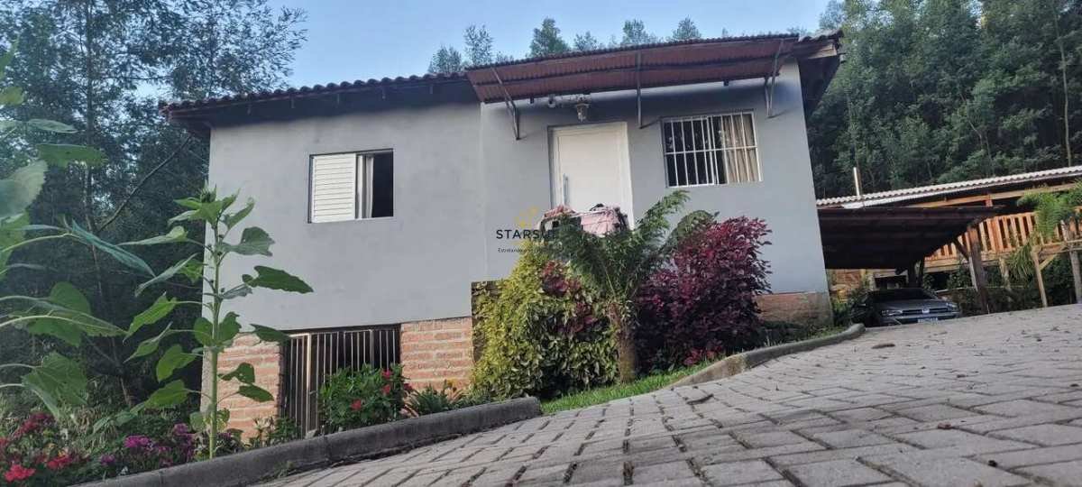 Casa à venda com 2 quartos, 85,00m² - Área Rural de Gramado,Gramado