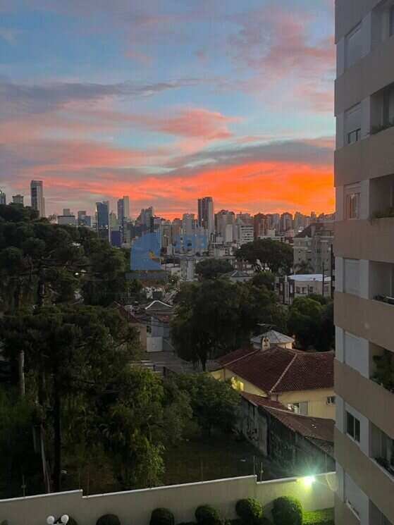 Apartamento à venda com 2 quartos, 84m² - Mercês,Curitiba