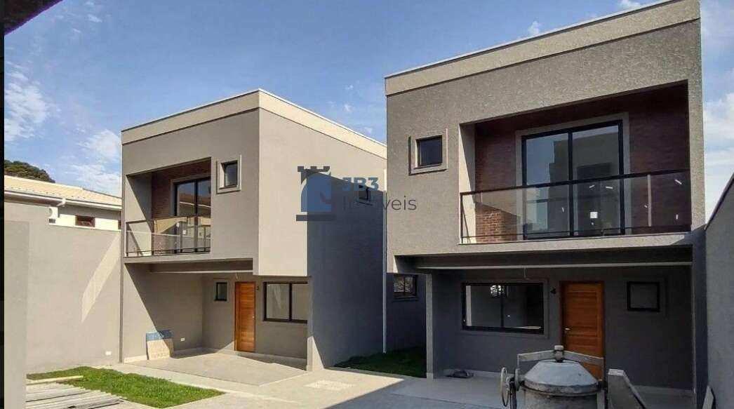 Sobrado em condomínio à venda com 3 quartos, 117m² - Boa Vista,Curitiba