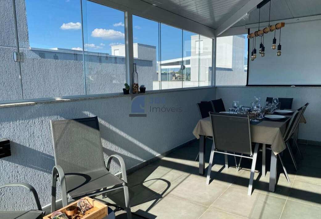 Sobrado em condomínio à venda com 3 quartos, 125m² - Portão,Curitiba
