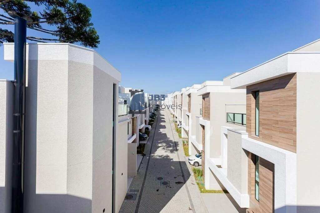  - Sobrado em condomínio à venda, no GREEN FOREST em Curitiba, Santa Felicidade, com 3 quartos, 129m²