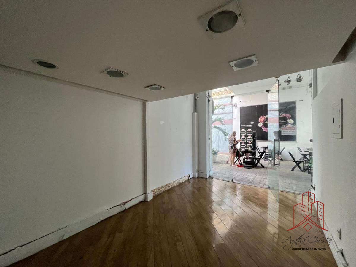 LOJA NO BARRA WORLD SHOPPING - Agatha Christie Imóveis