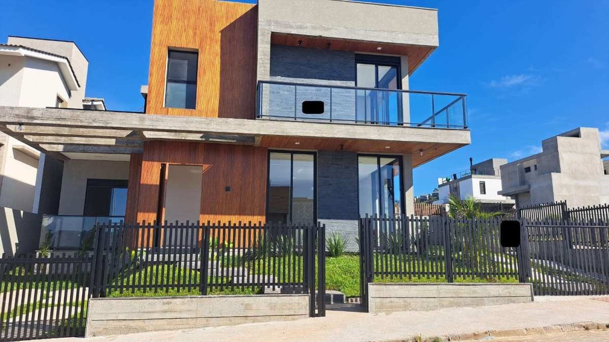 Sobrado à venda em Garopaba, FERRAZ, com 3 quartos, 149,31m²