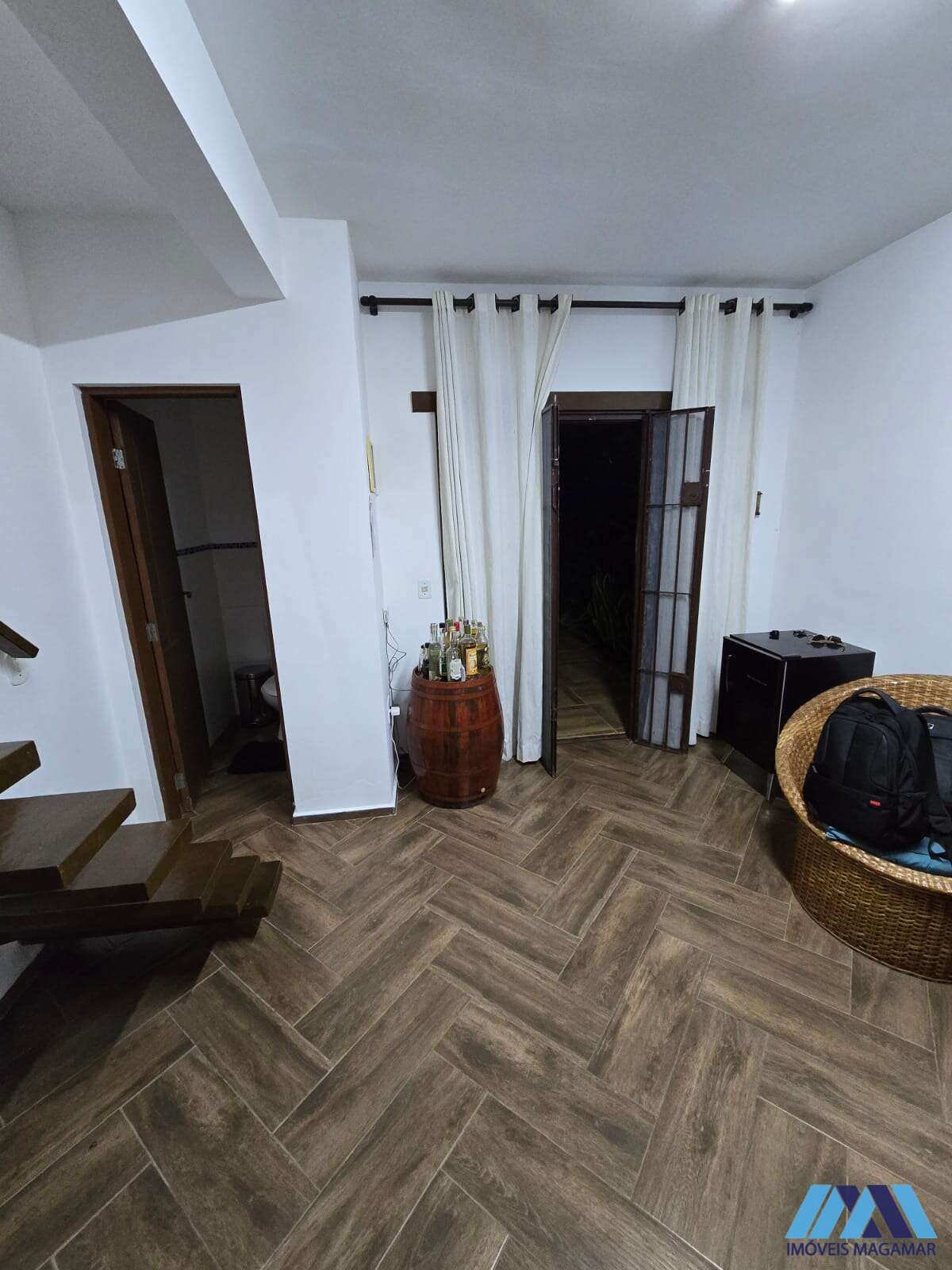 Sobrado à venda, no Jardim das Palmeiras em Itanhaém, Gaivota (Praia), com 2 quartos, 78m² - Imóveis Magamar