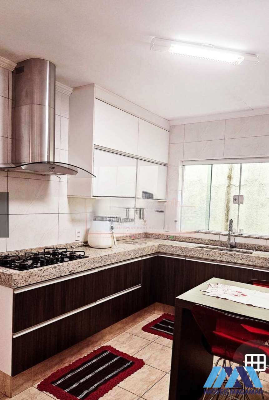 Sobrado à venda em São Bernardo do Campo, Centro, com 3 quartos, 256,48m² - Imóveis Magamar