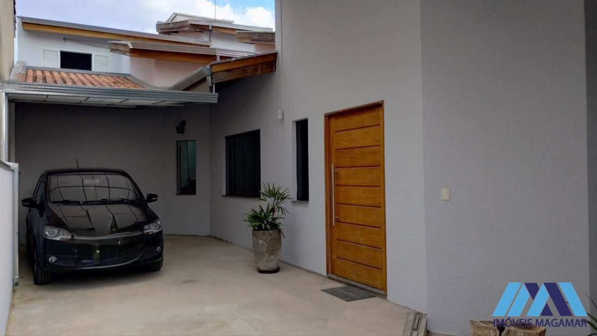 Sobrado à venda em Sorocaba, Wanel Ville 2, com 4 quartos, 182m² - Imóveis Magamar