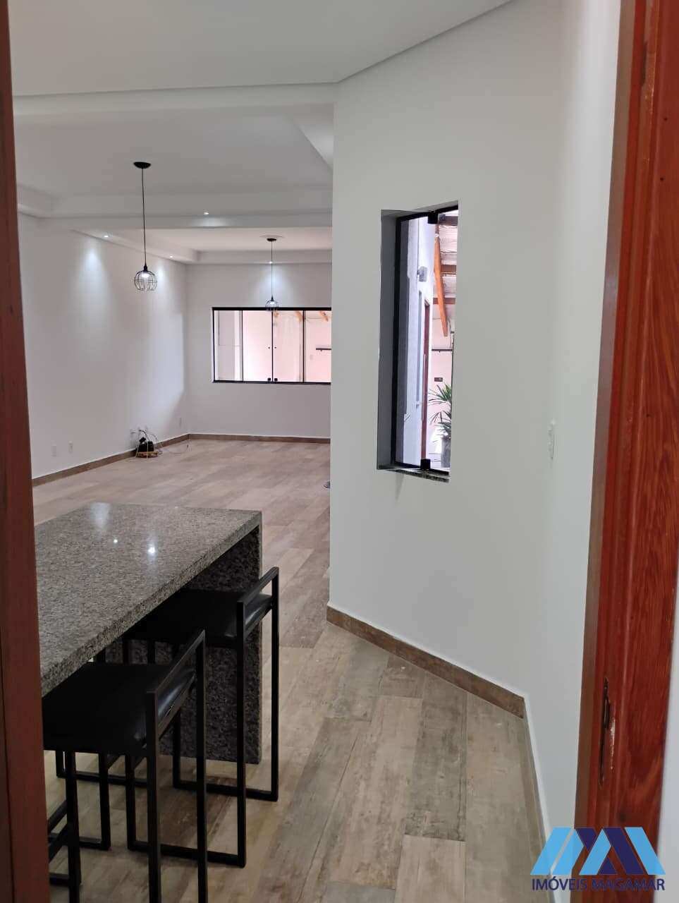 Sobrado à venda em Sorocaba, Wanel Ville 2, com 4 quartos, 182m² - Imóveis Magamar