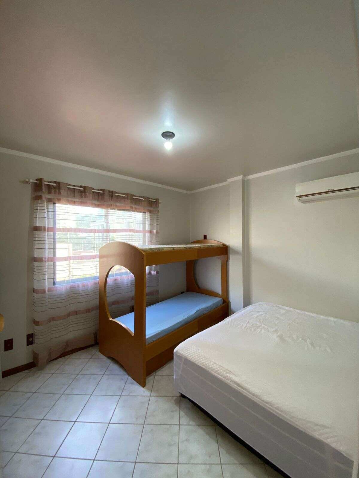  - Apartamento à venda em Itapema, Centro, com 2 quartos, 85m²