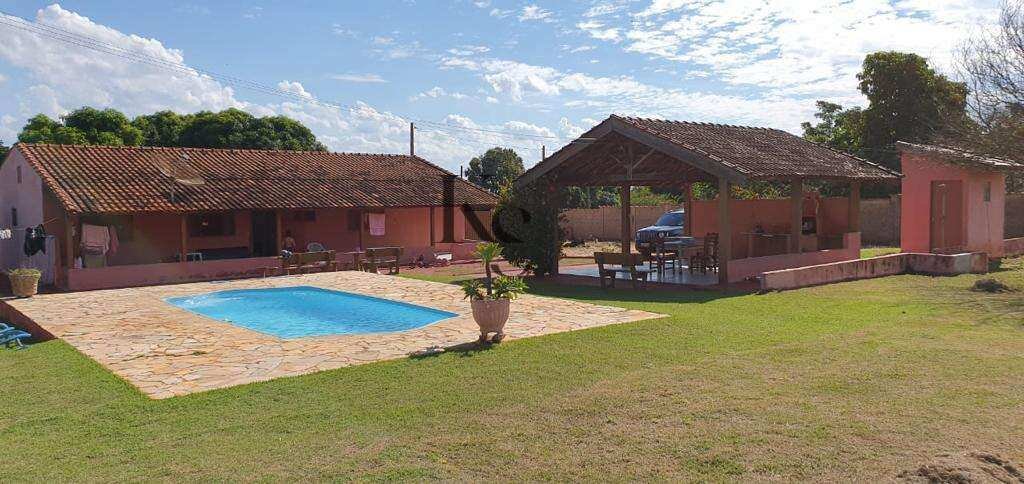 Chácara à venda em Guatapará, com 6 quartos, 300m² - Karen Sueta Creci 223363F / Bruno Amorim Advogados Associados