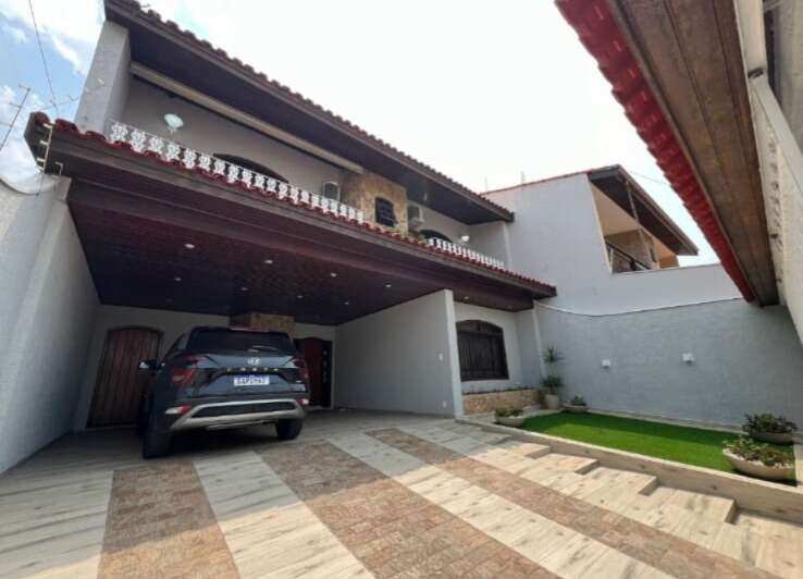 Casa à venda em Votorantim, Jardim Icatu, com 3 quartos, 267m² - Janaina Albuquerque Imóveis