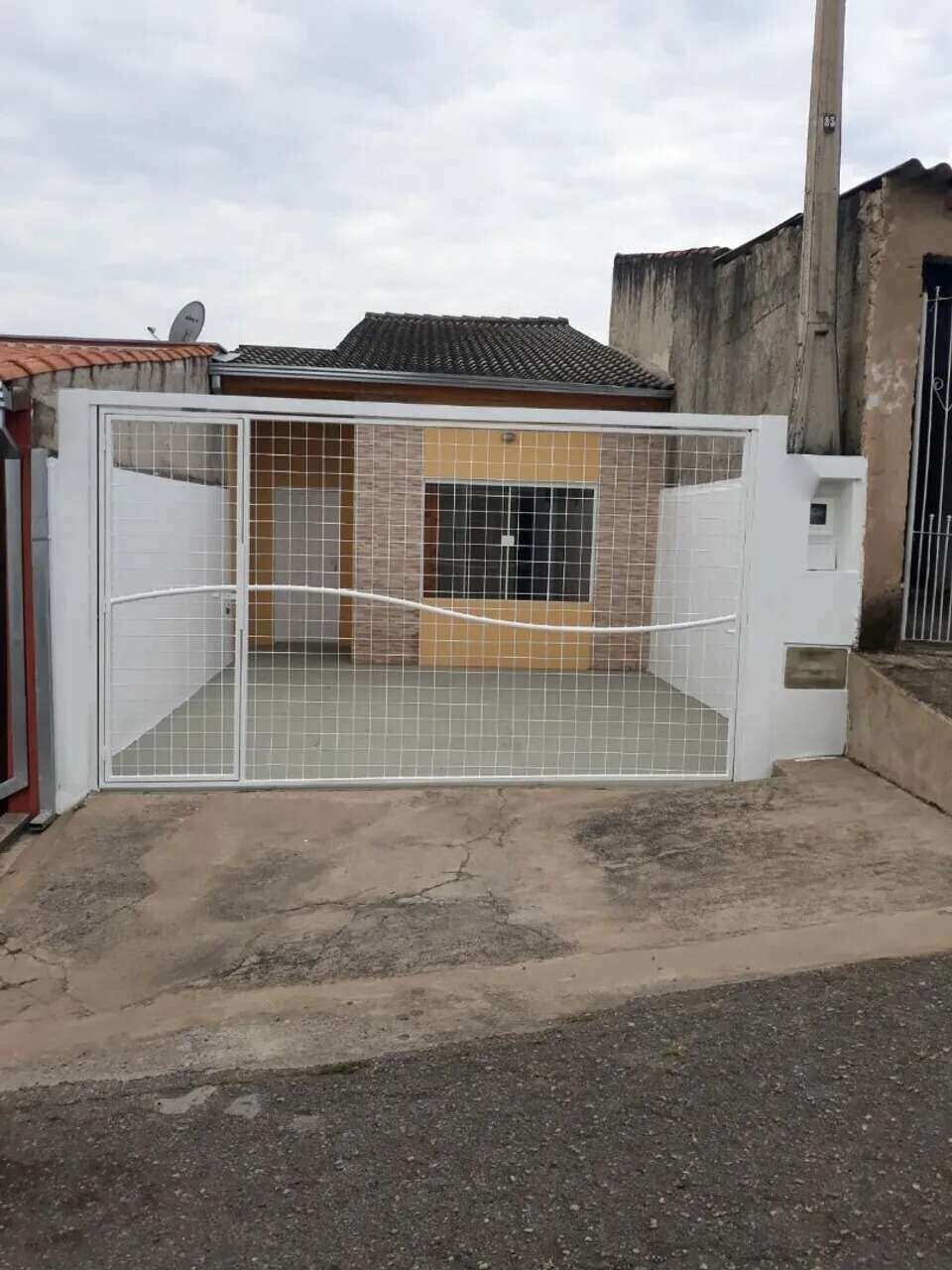 Casa à venda em Votorantim, Parque Santos Dumont, com 2 quartos, 60m² - Janaina Albuquerque Imóveis