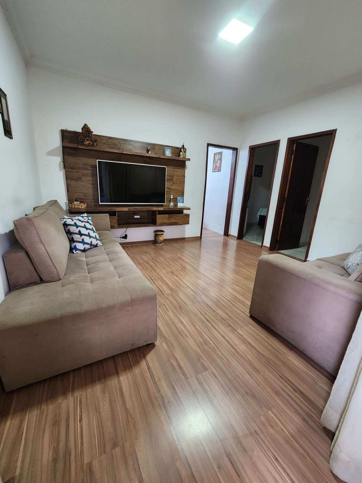 Casa à venda 3 quartos | Suíte | + 3 moradias GERANDO RENDA!! - EDCASA IMÓVEIS BH